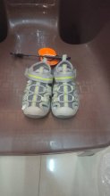Chaussures nue pieds enft gris