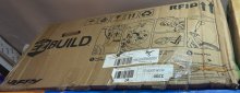 Vélo dans Carton non identifié
